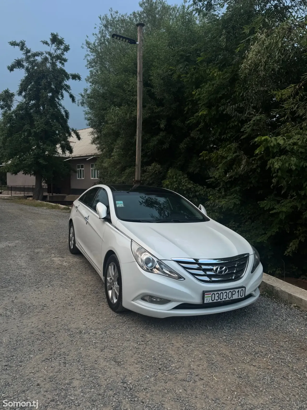 Hyundai Sonata 2011 · 2.0 AT