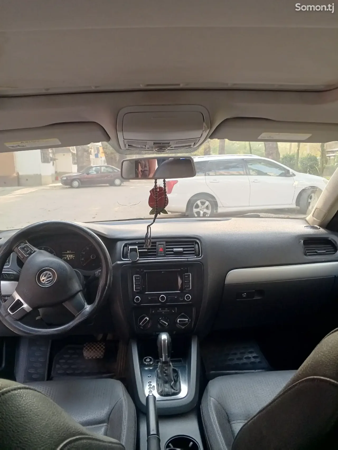 Volkswagen Jetta 2011 · 2.5 AT