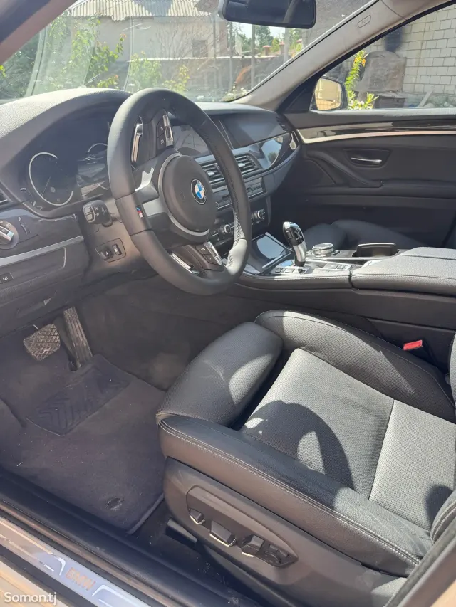 BMW 5 series 2016 · 2.0 AT