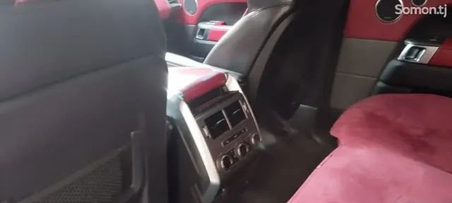 Land Rover Range Rover Sport 2014 · 4.4 AT