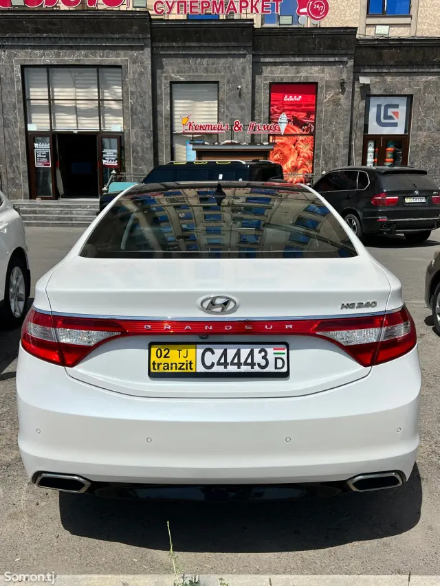 Hyundai Grandeur 2014 · 2.4 AT