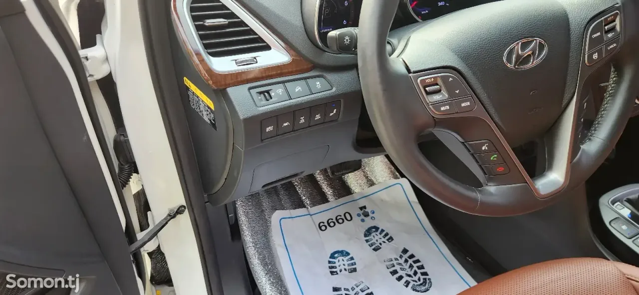 Hyundai Santa Fe 2014 · 2.2 AT
