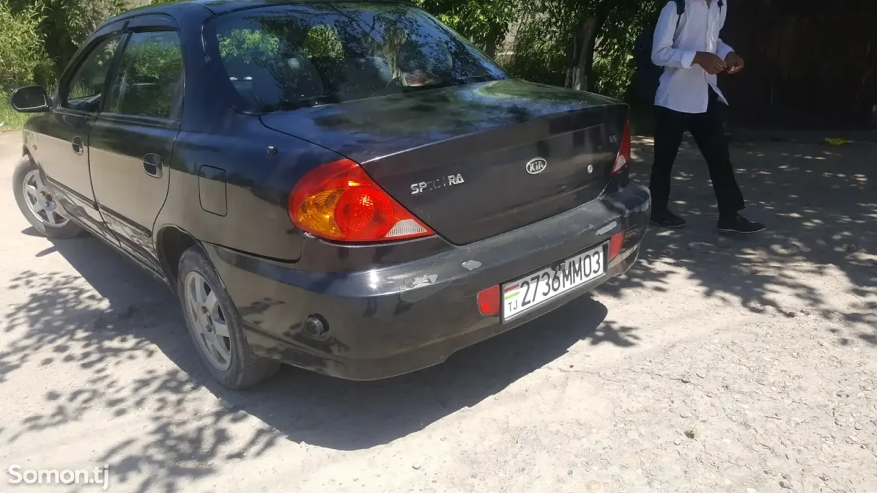 Kia Spectra 2007 · 1.6 MT