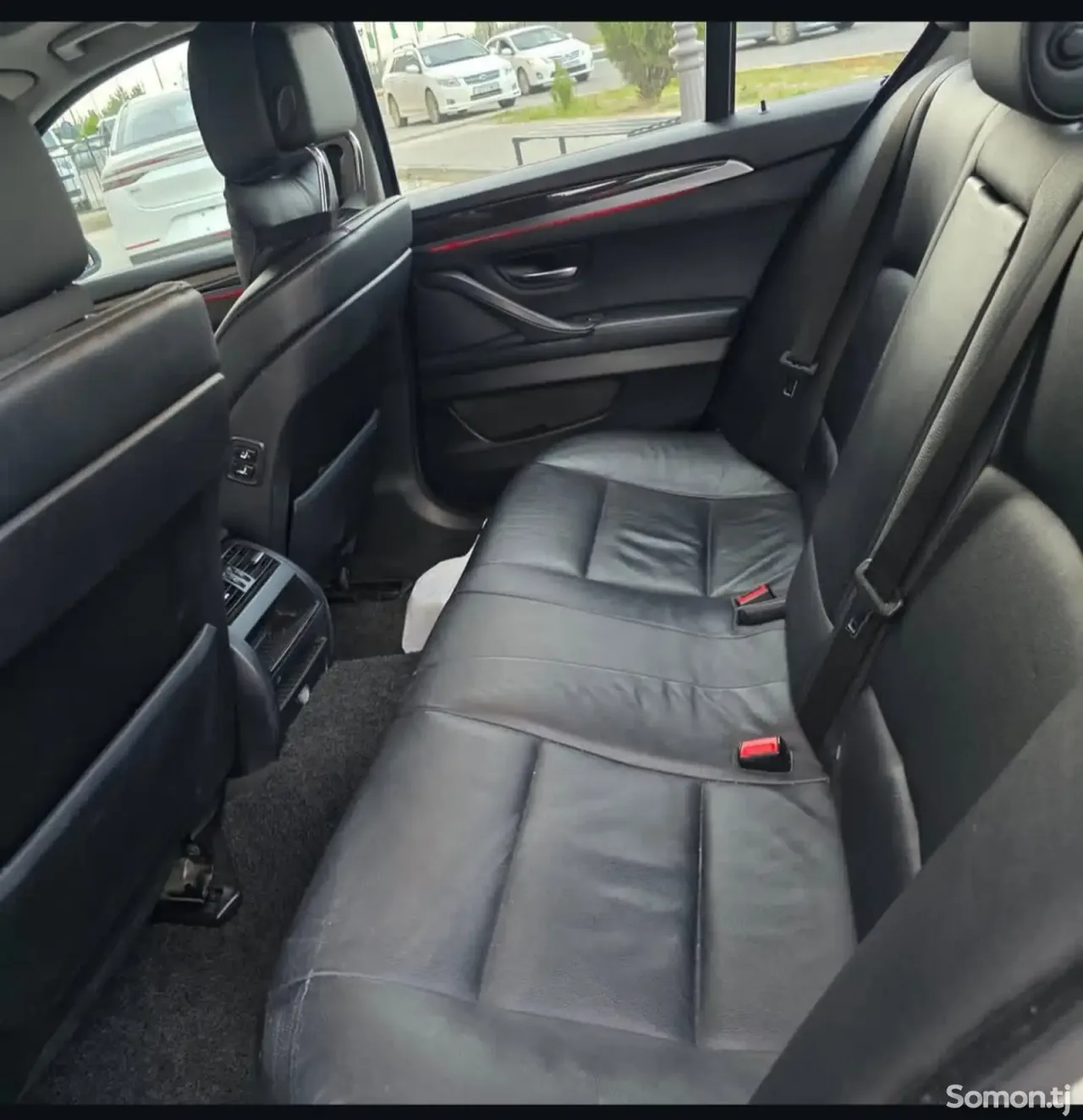 BMW 5 series 2011 · 2.0 AT