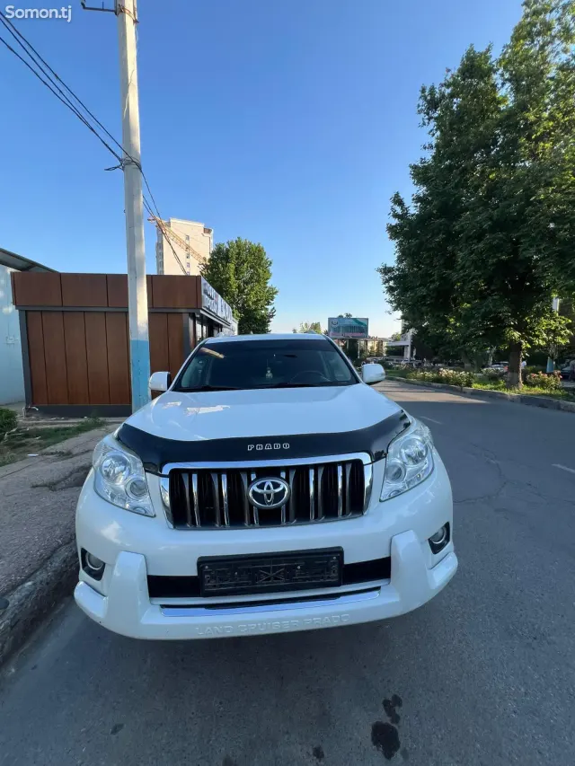 Toyota Land Cruiser Prado 2010 · 4.6 AT