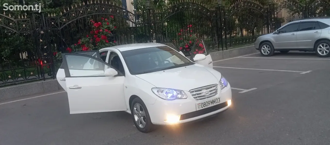 Hyundai Avante 2008 · 1.6 AT