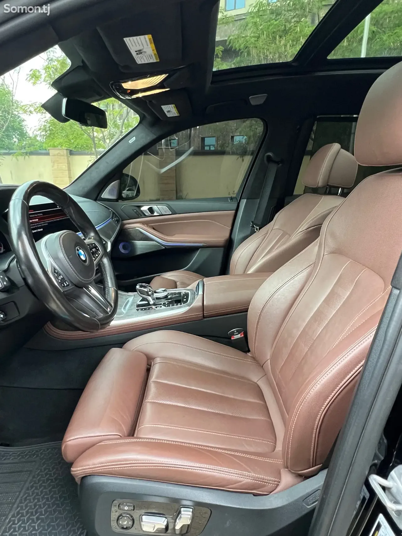 BMW X7 2021 · 4.4 AT