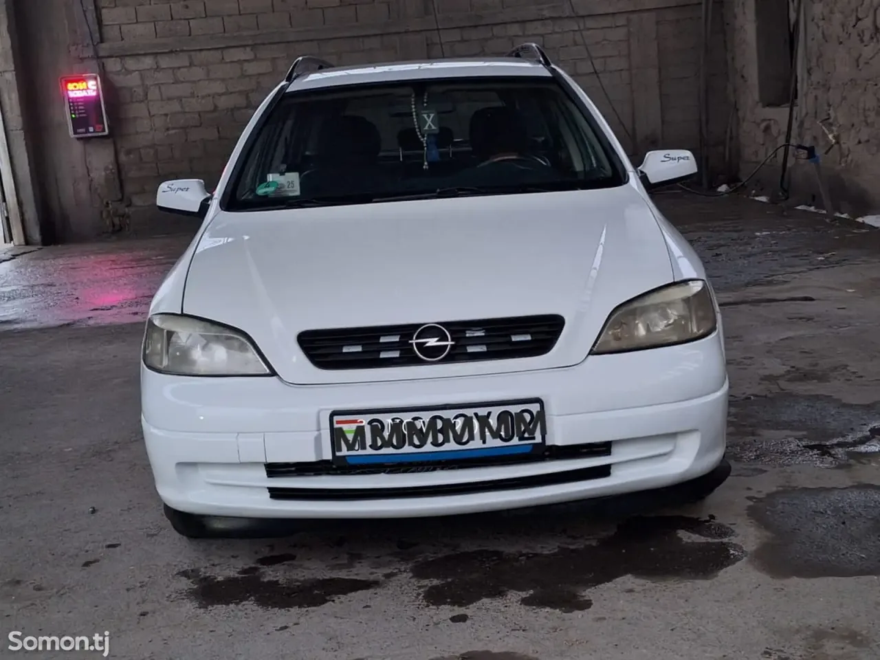 Opel Astra G 1999 · 1.6 MT