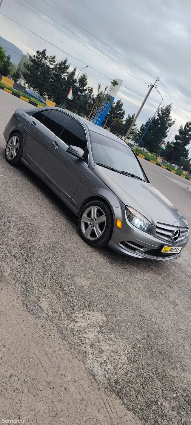 Mercedes-Benz C class 2011 · 3.0 AT