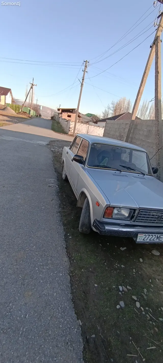 Lada (ВАЗ) 2107 2012 · 1.6 MT
