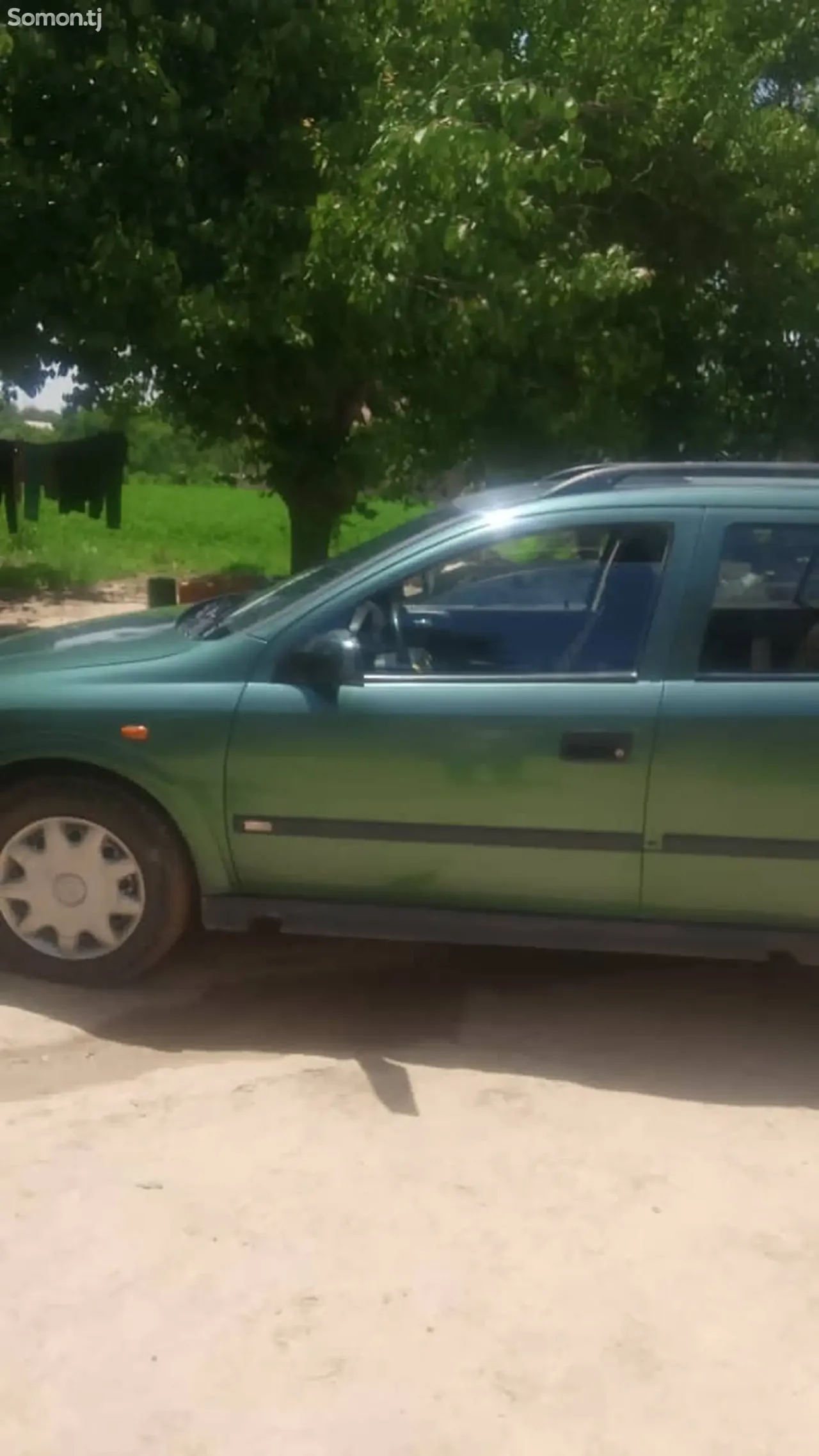 Opel Astra J 1998 · 1.6 MT
