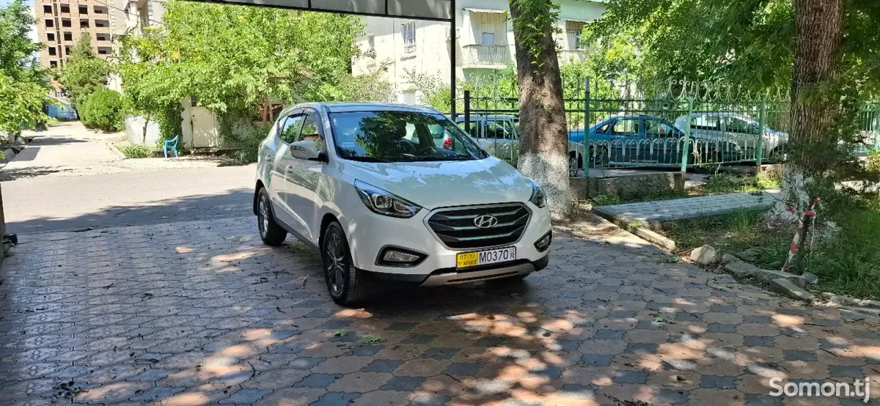 Hyundai Tucson 2014 · 2.0 AT