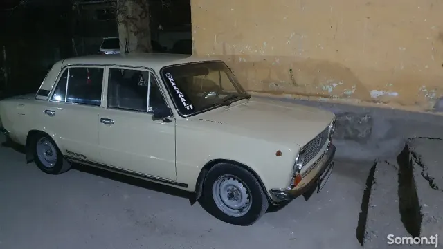 Lada (ВАЗ) 2111 1984 · 1.3 MT
