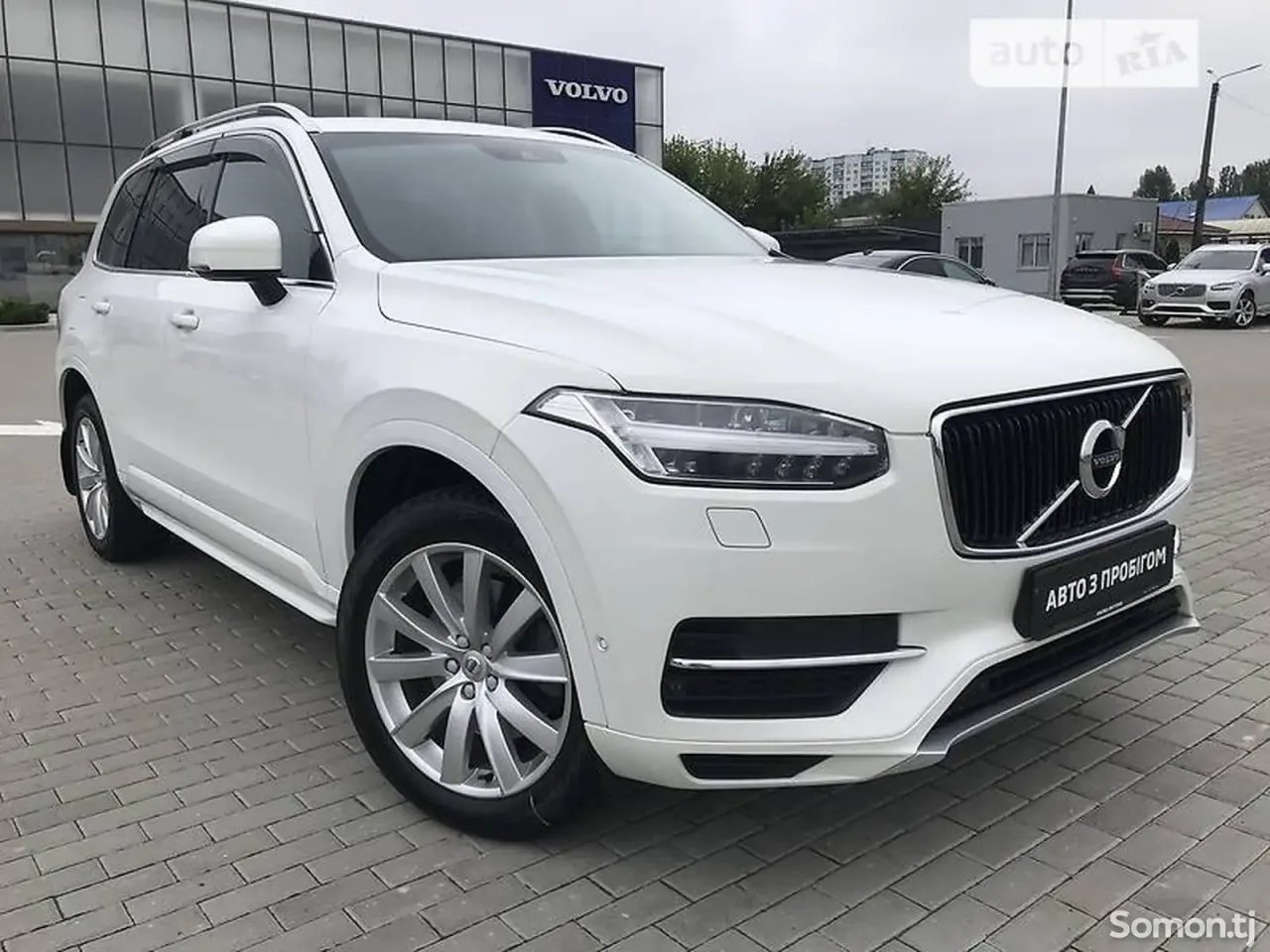 Volvo XC90 2019 · 2.2 AT