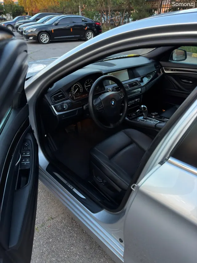 BMW 5 series 2012 · 2.0 AT