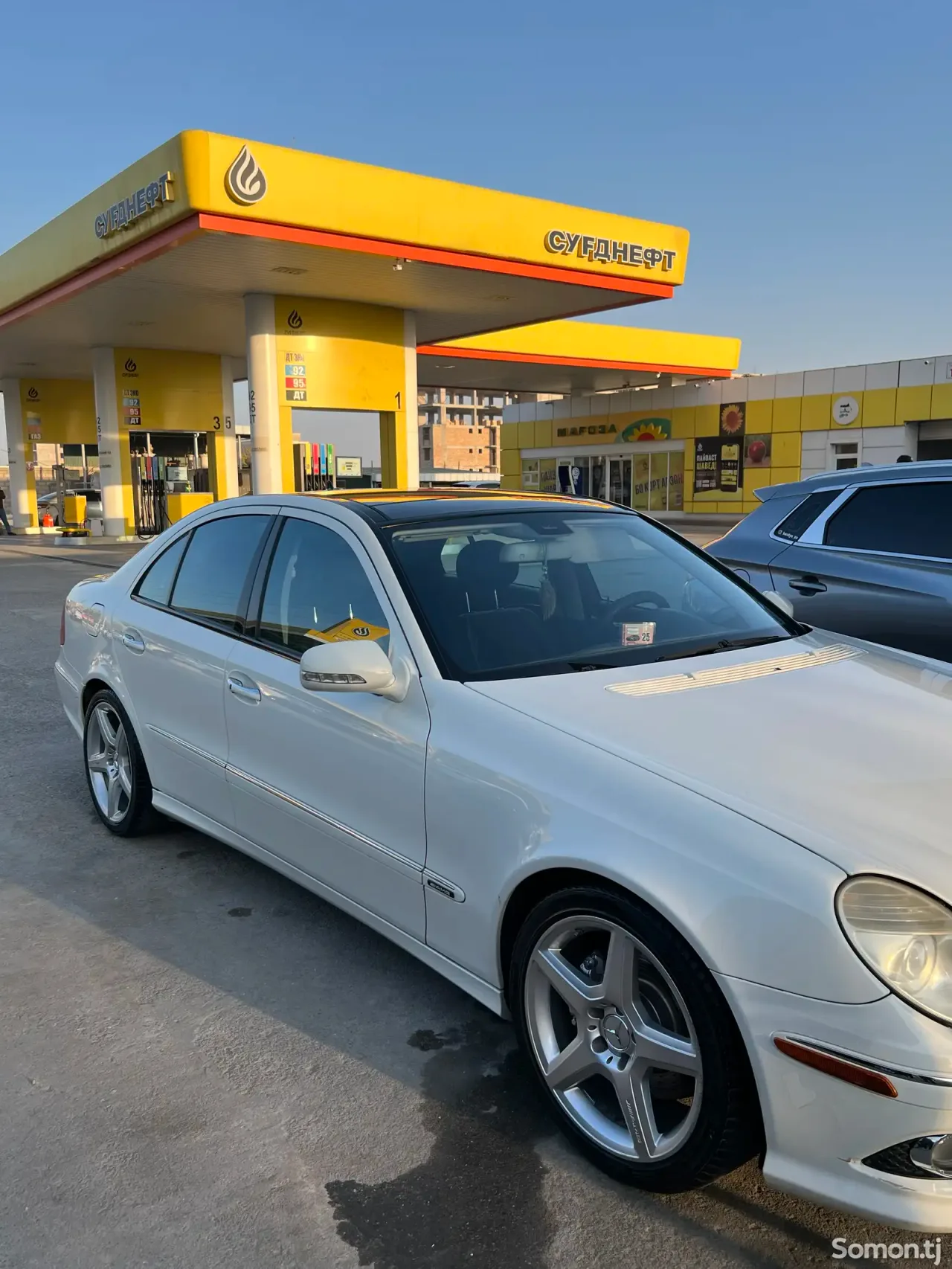 Mercedes-Benz E class 2009 · 3.5 AT