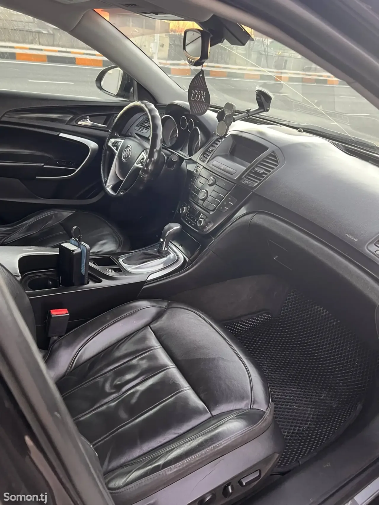 Opel Insignia 2012 · 2.0 AT