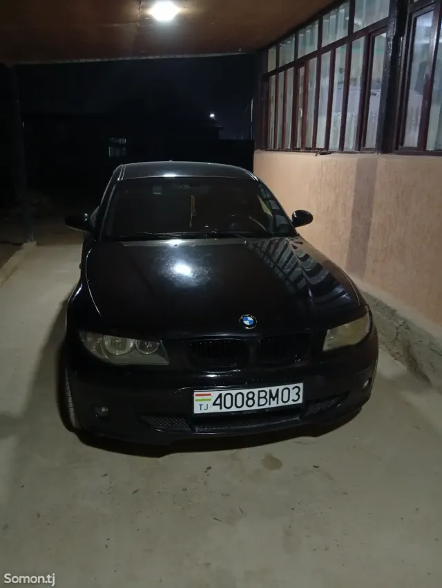 BMW 1 series 2006 · 1.6 MT