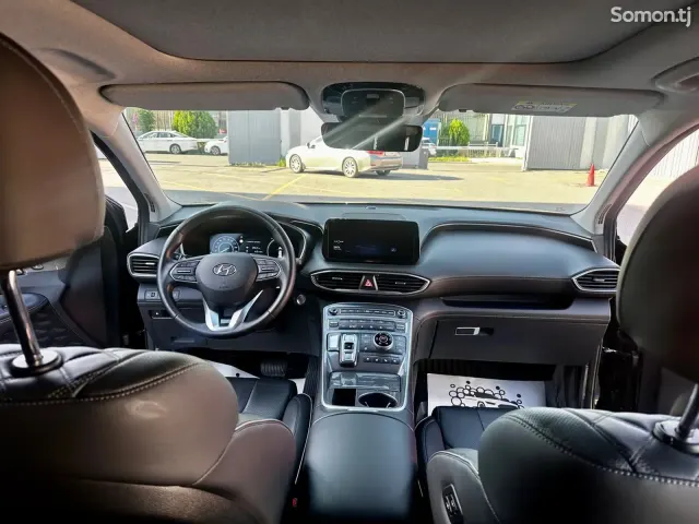 Hyundai Santa Fe 2023 · 2.5 AT