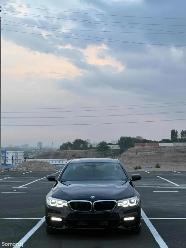 BMW 5 series 2018 · 2.0 CVT