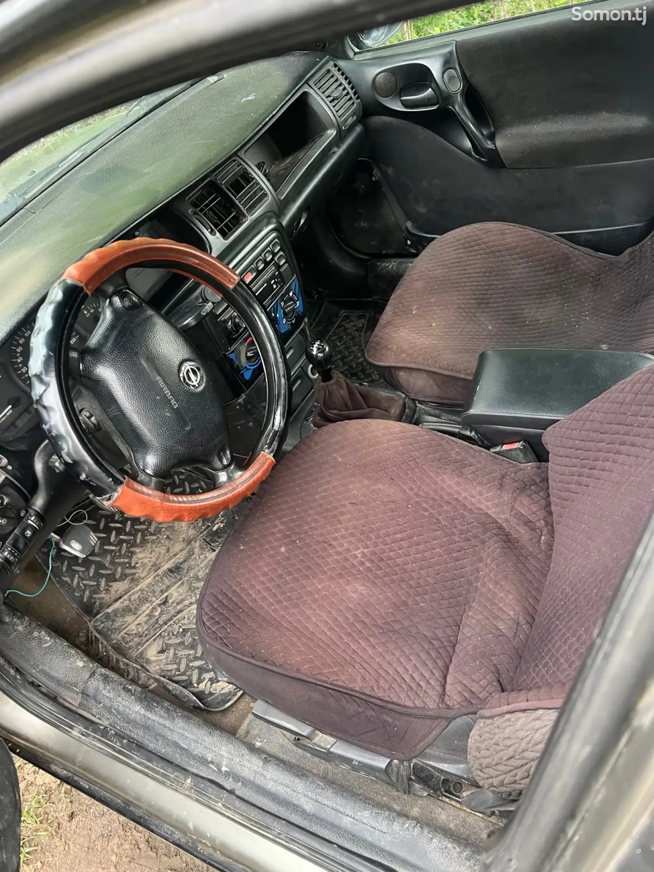 Opel Vectra B 1996 · 1.6 MT
