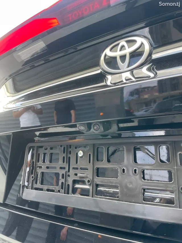 Toyota C-HR 2024 · 2.0 AT