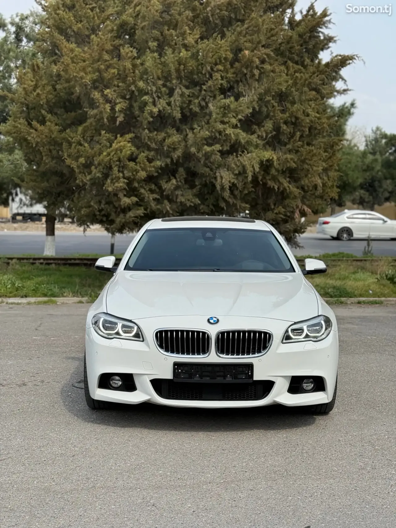 BMW 5 series 2016 · 2.0 AT