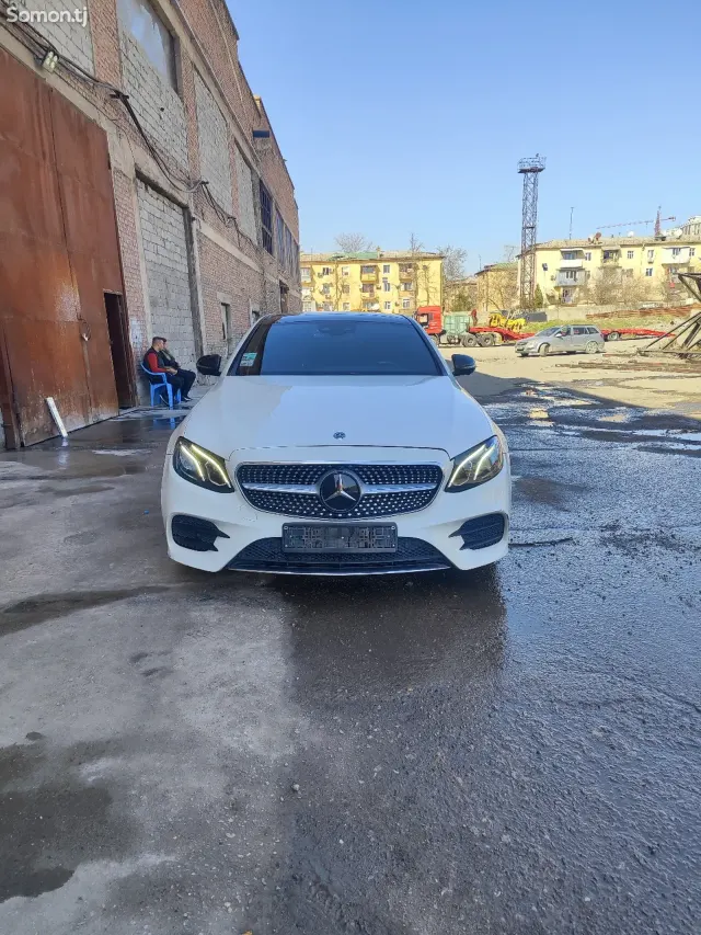 Mercedes-Benz E class 2019 · 3.0 AT