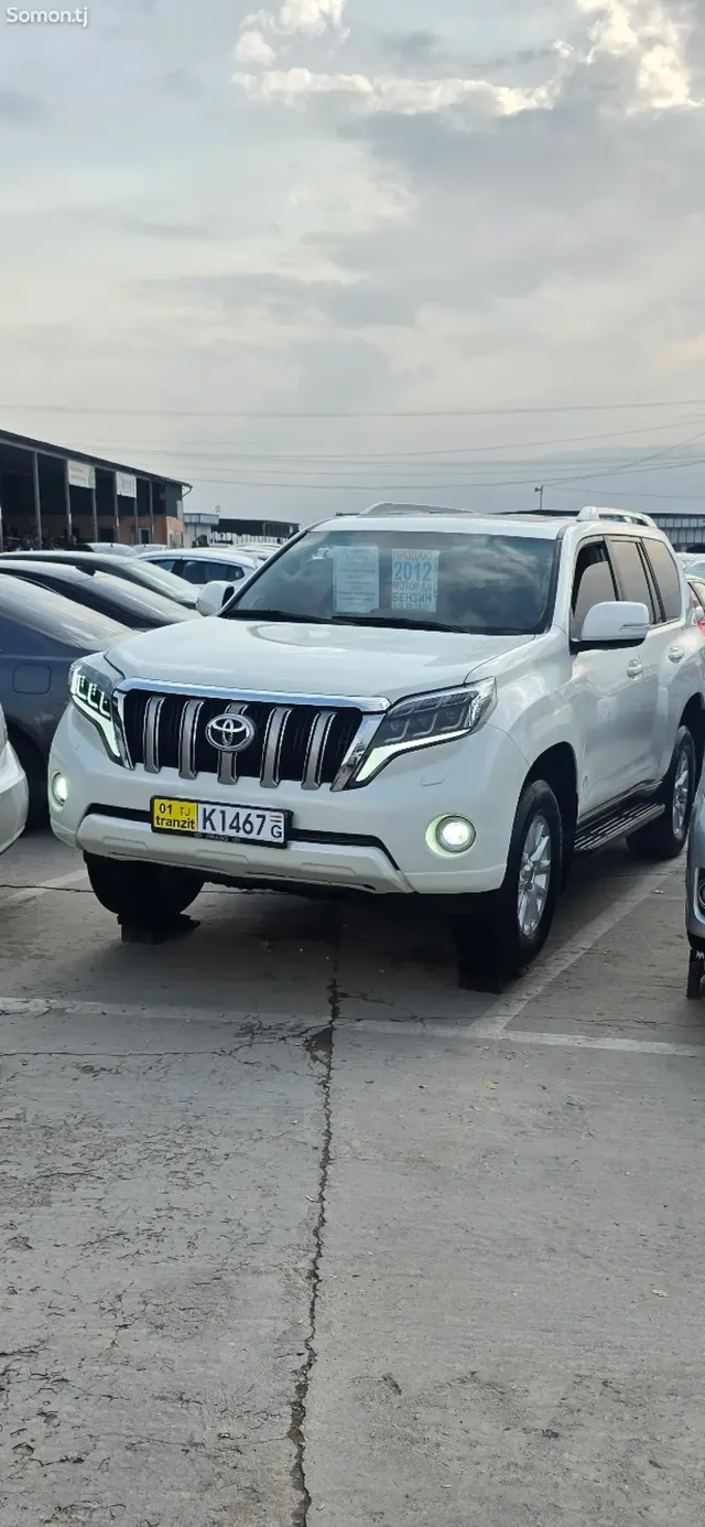 Toyota Land Cruiser Prado 2012 · 4.0 AT
