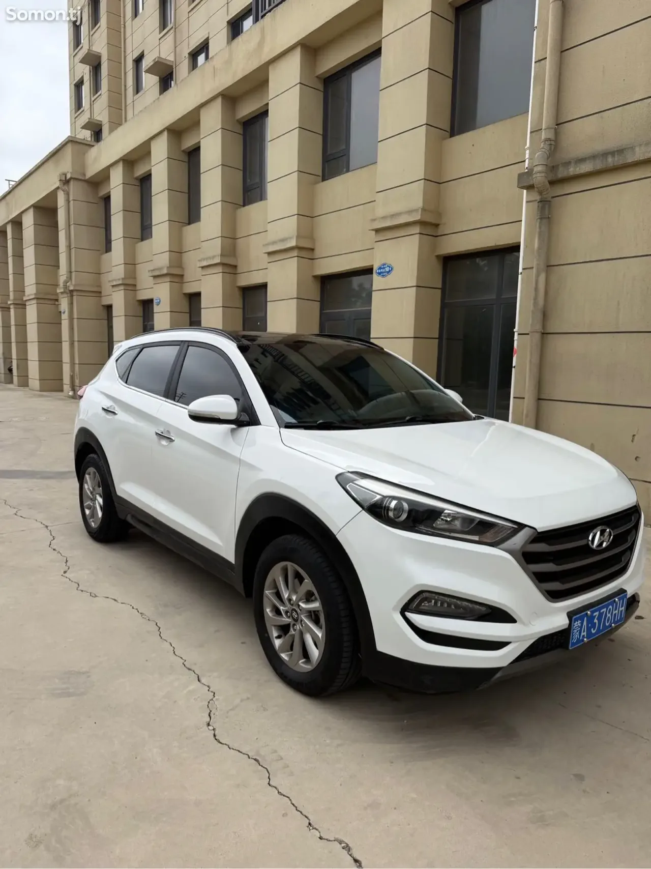 Hyundai Tucson 2017 · 1.6 AT