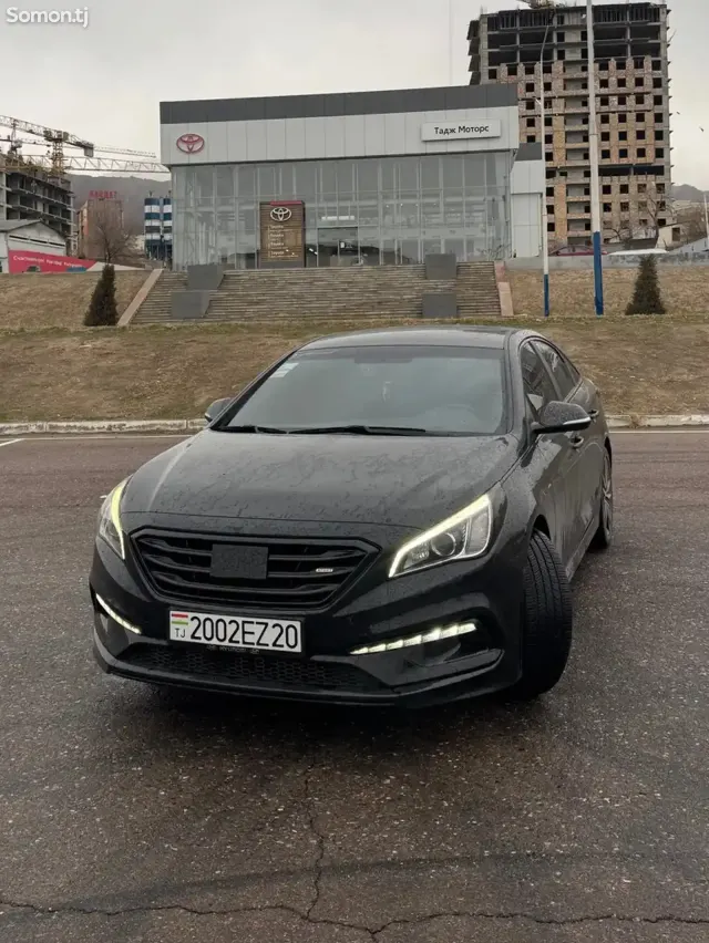 Hyundai Sonata 2016 · 2.0 AT