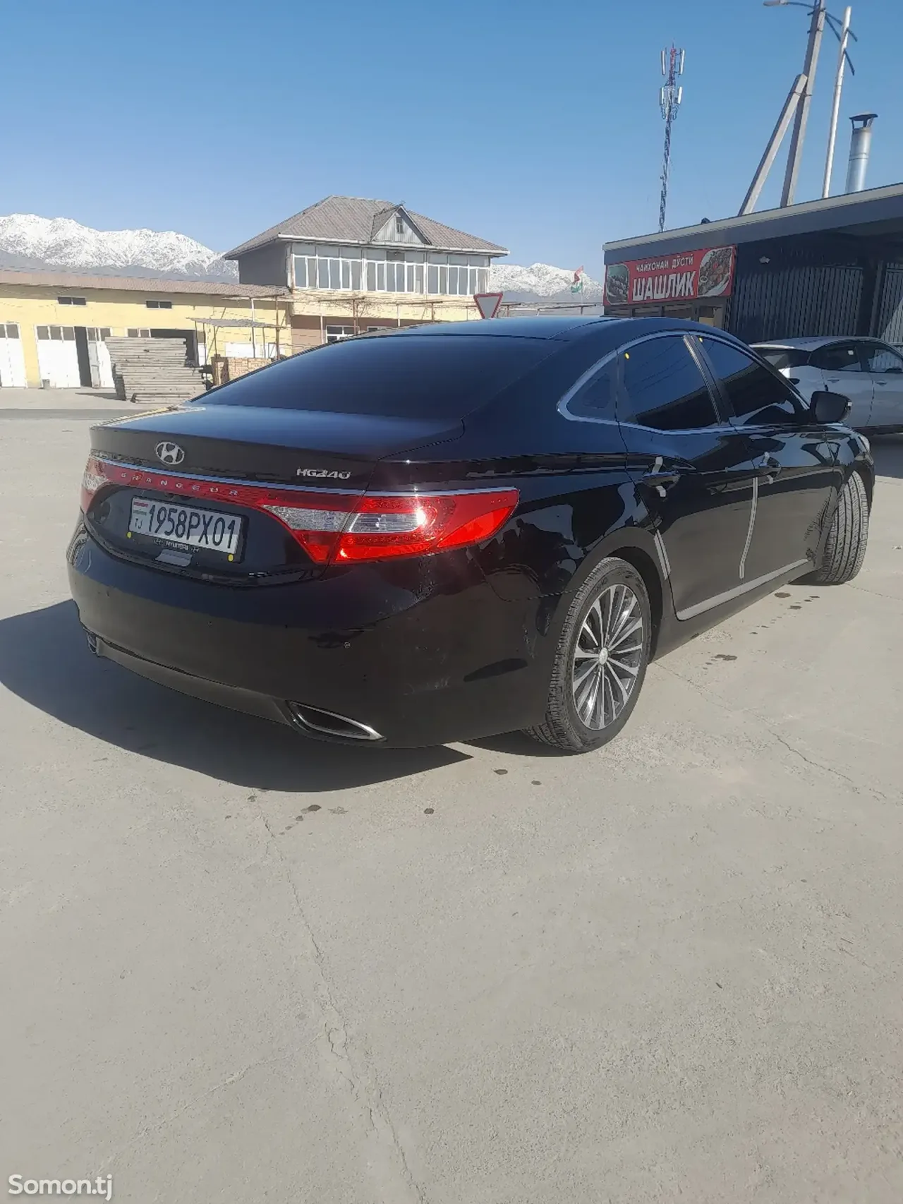 Hyundai Grandeur 2014 · 2.4 AT