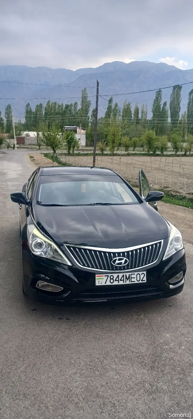 Hyundai Grandeur 2014 · 2.4 AT
