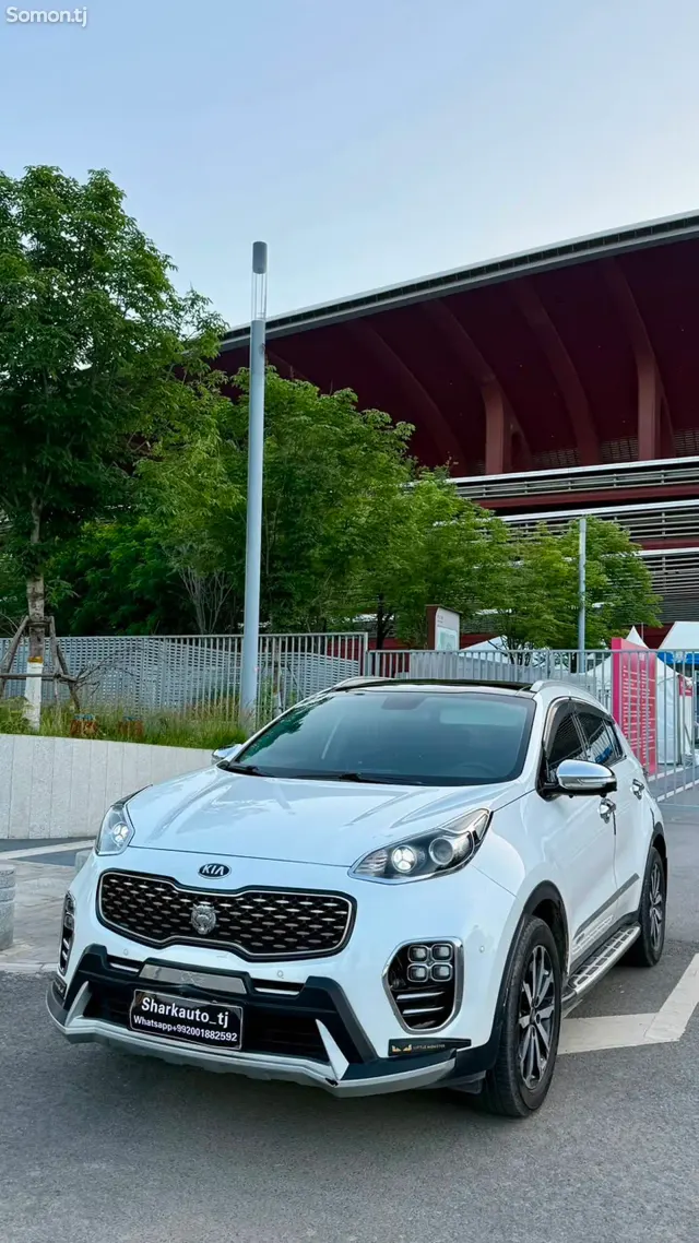 Kia K5 2016 · 1.6 AT