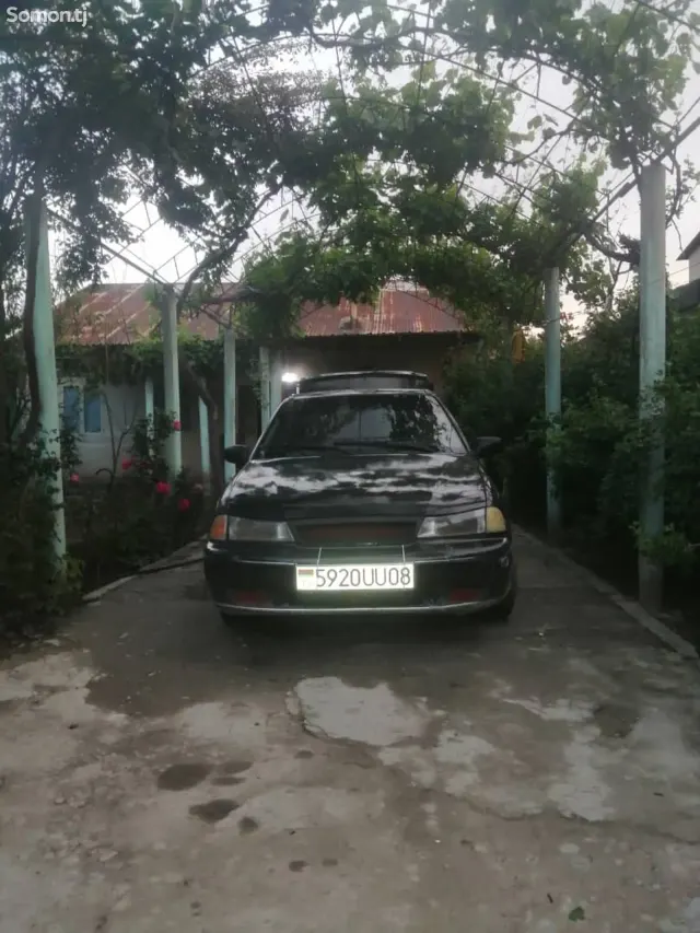 Daewoo Nexia 1998 · 1.5 MT