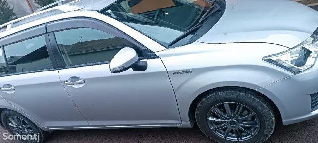 Toyota Corolla 2015 · 1.5 AT