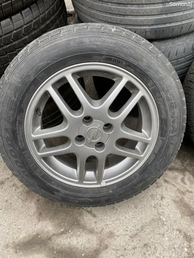 Opel Astra H 2006 · 1.6 MT