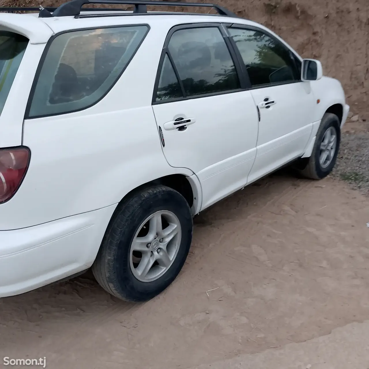 Lexus RX series 2000 · 3.0 AT