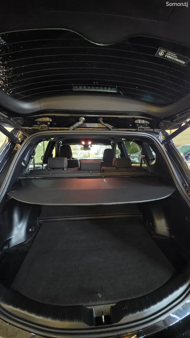 Toyota RAV 4 2018 · 2.5 AT