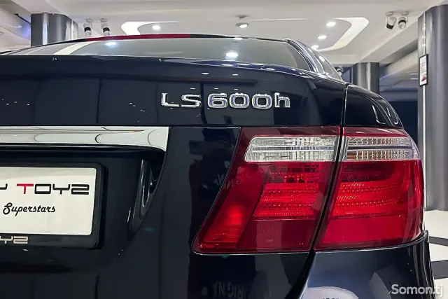 Lexus LS series 2009 · 4.5 AT
