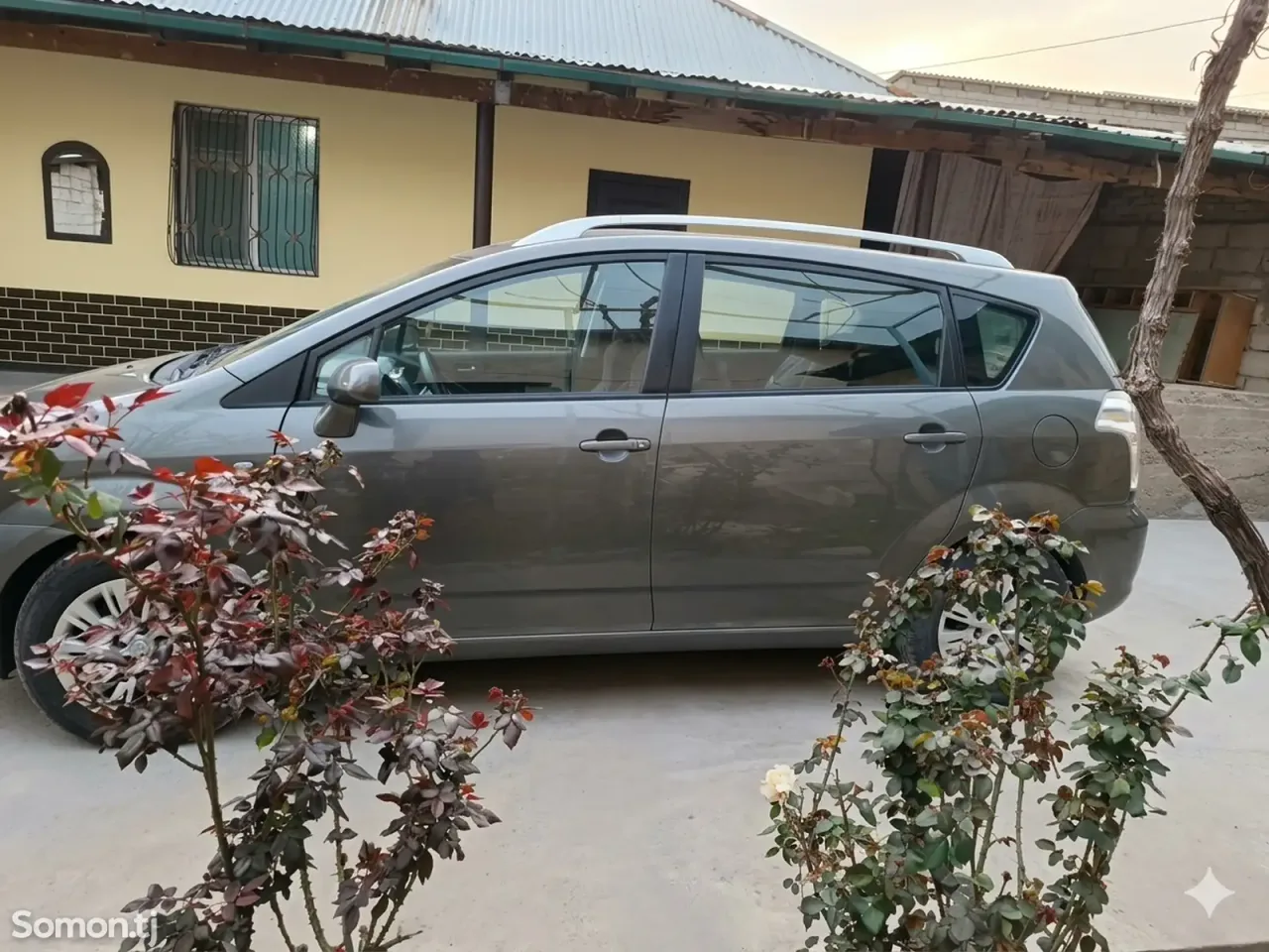 Toyota Verso 2006 · 1.8 MT