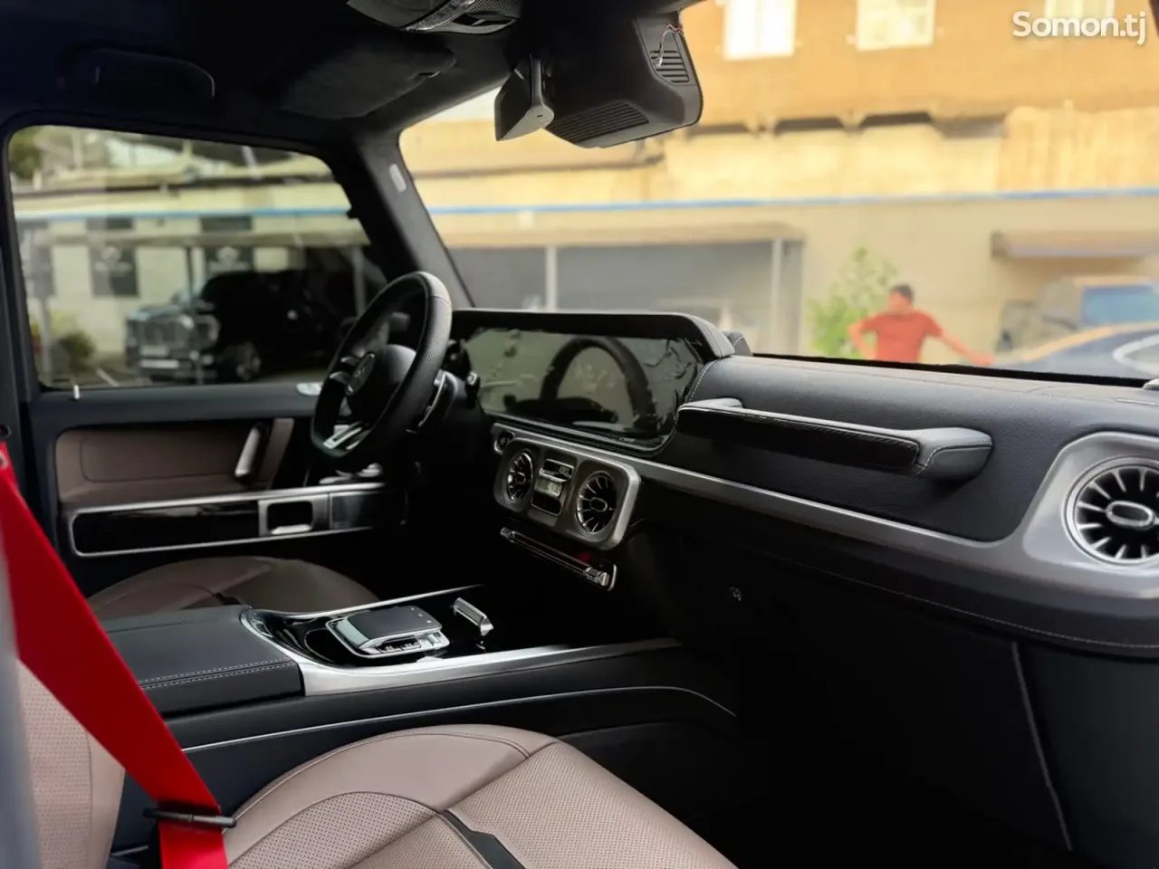 Mercedes-Benz G class 2025 · 4.0 AT