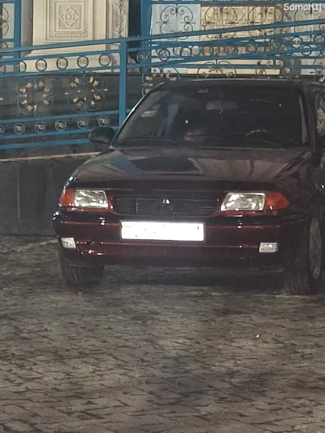 Opel Astra F 1992 · 1.6 MT