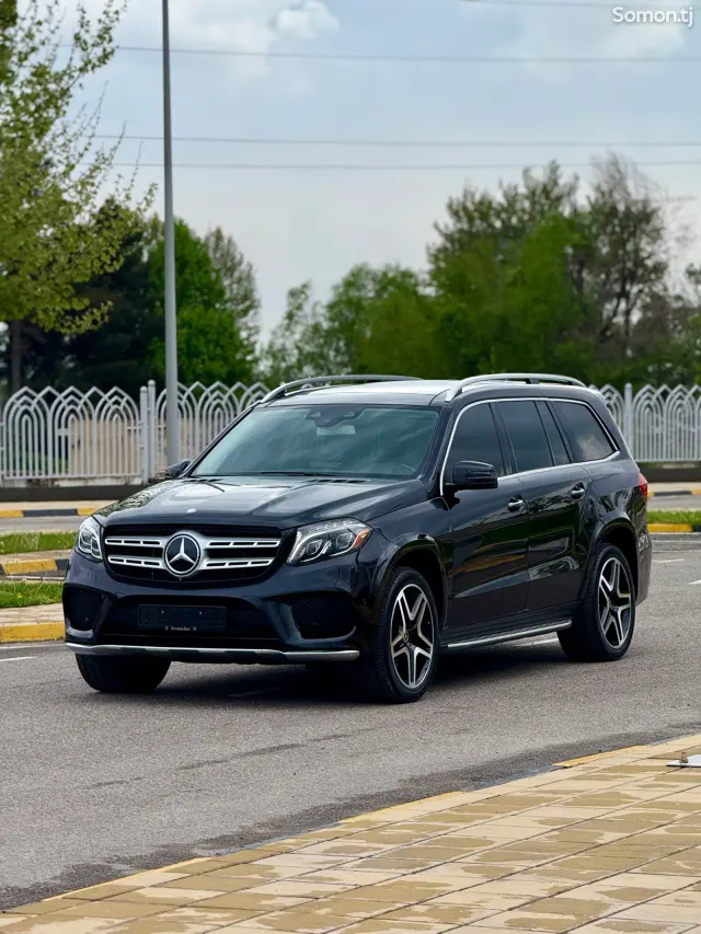 Mercedes-Benz GLS 2016 · 3.5 AT