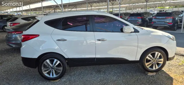 Hyundai Tucson 2014 · 2.0 AT