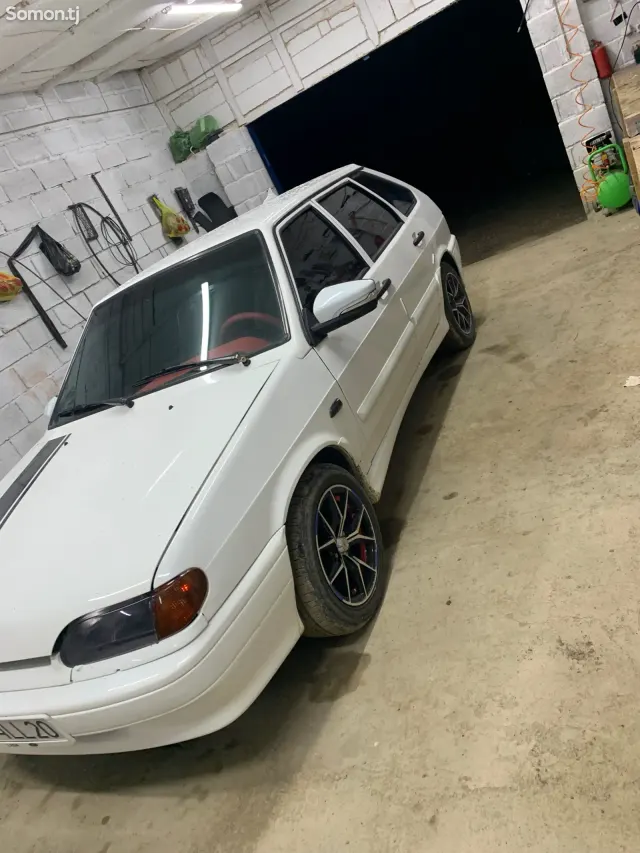 Lada (ВАЗ) 2114 2005 · 1.6 MT