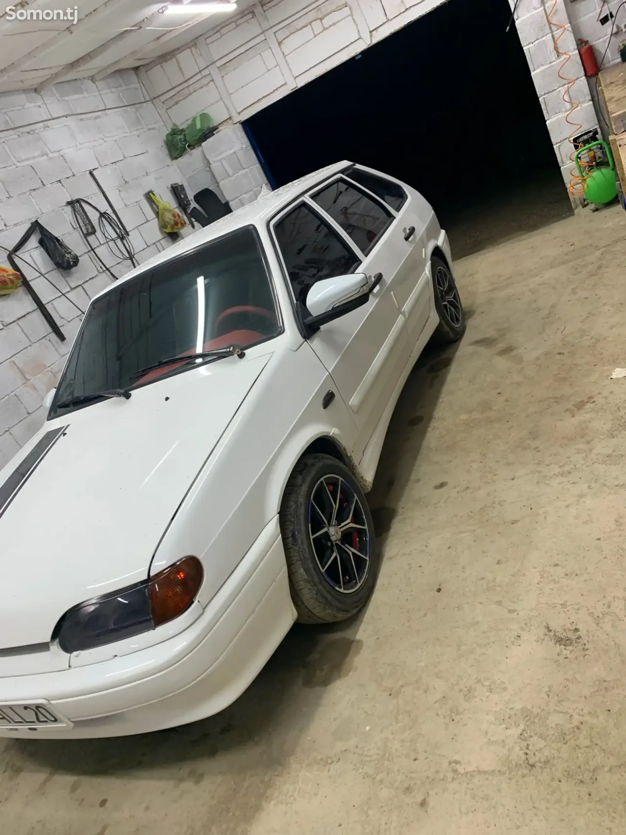 Lada (ВАЗ) 2114 2005 · 1.6 MT