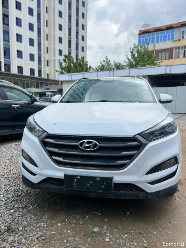 Hyundai Tucson 2015 · 2.0 AT