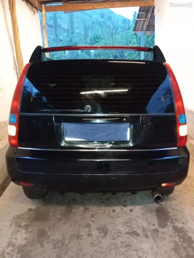 Honda HR-V 2002 · 1.6 MT