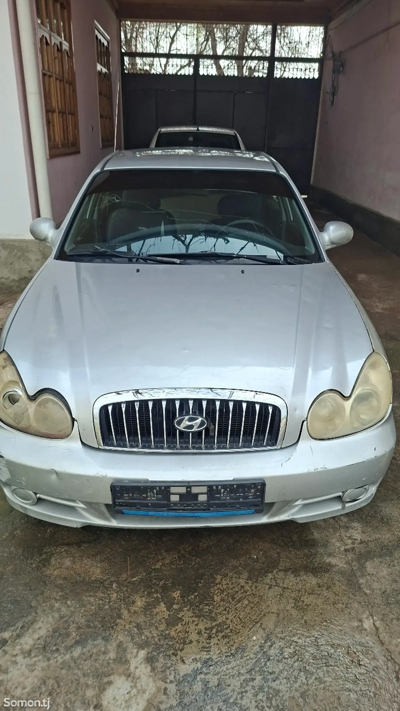 Hyundai Sonata 2003 · 1.6 MT